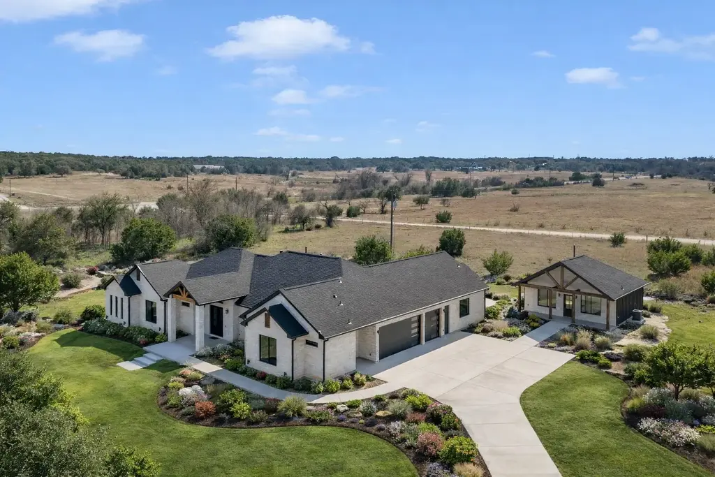 138 Cloudwood Ranch Road, Briggs
