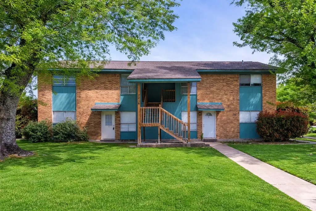 2214 Saulsbury Drive, Temple