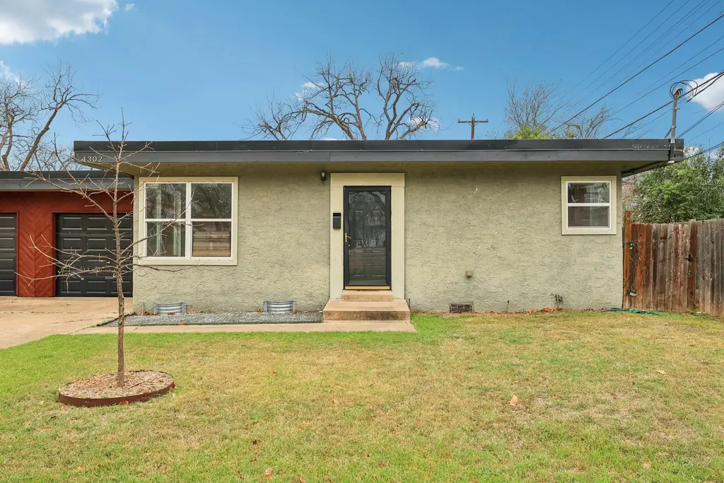 4302 Harmon Avenue, Austin