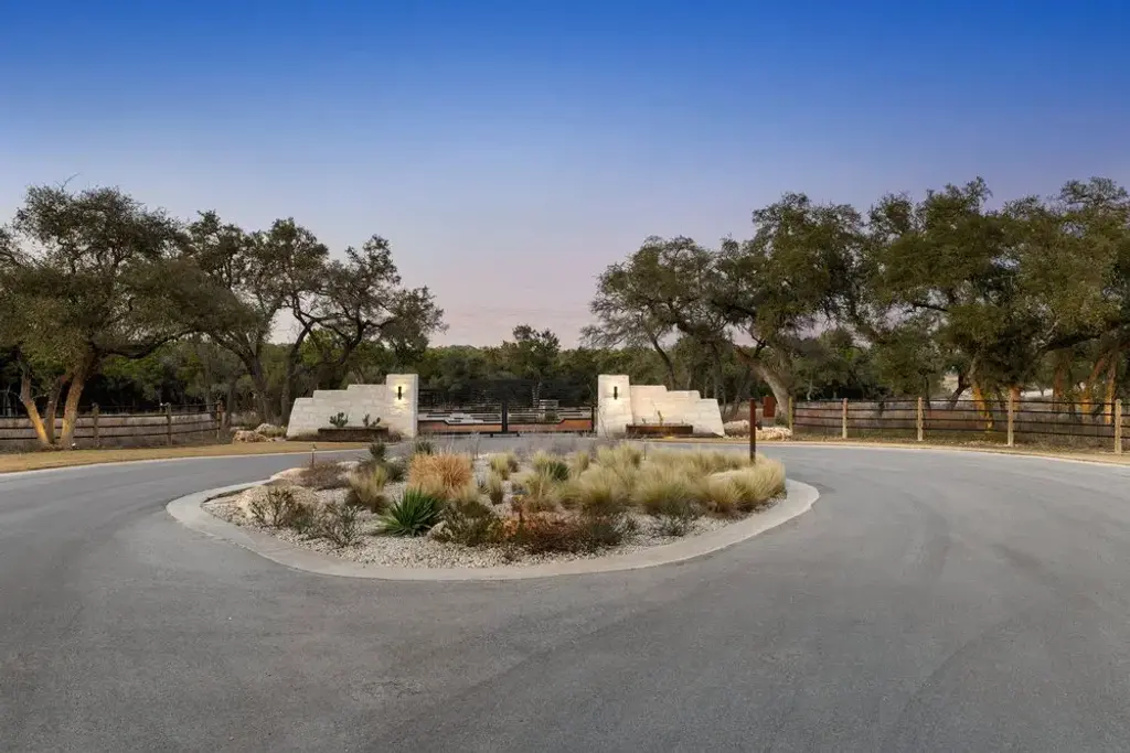6026 Sentry Point, Fischer