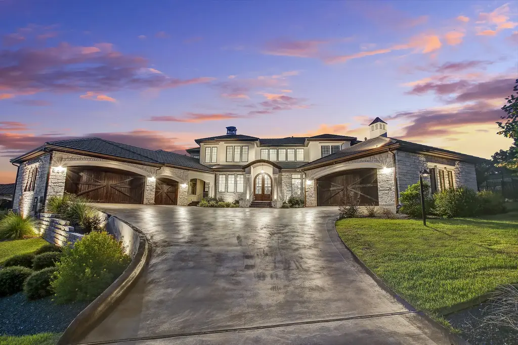 102 Canyon Turn Trail, Austin