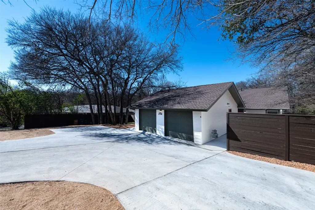 2704 Catalina Drive B, Austin