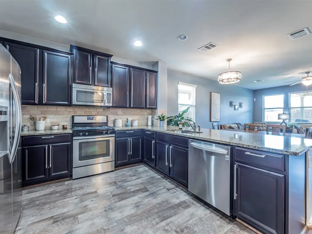 332 Fletcher Bend, Buda
