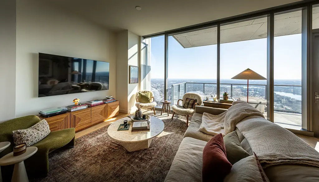 44 East Avenue 4205, Austin