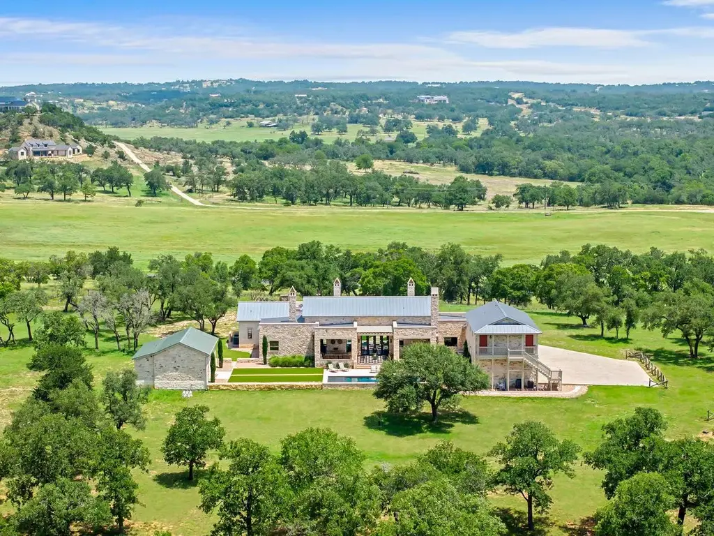 371 Achtzehn Road, Fredericksburg