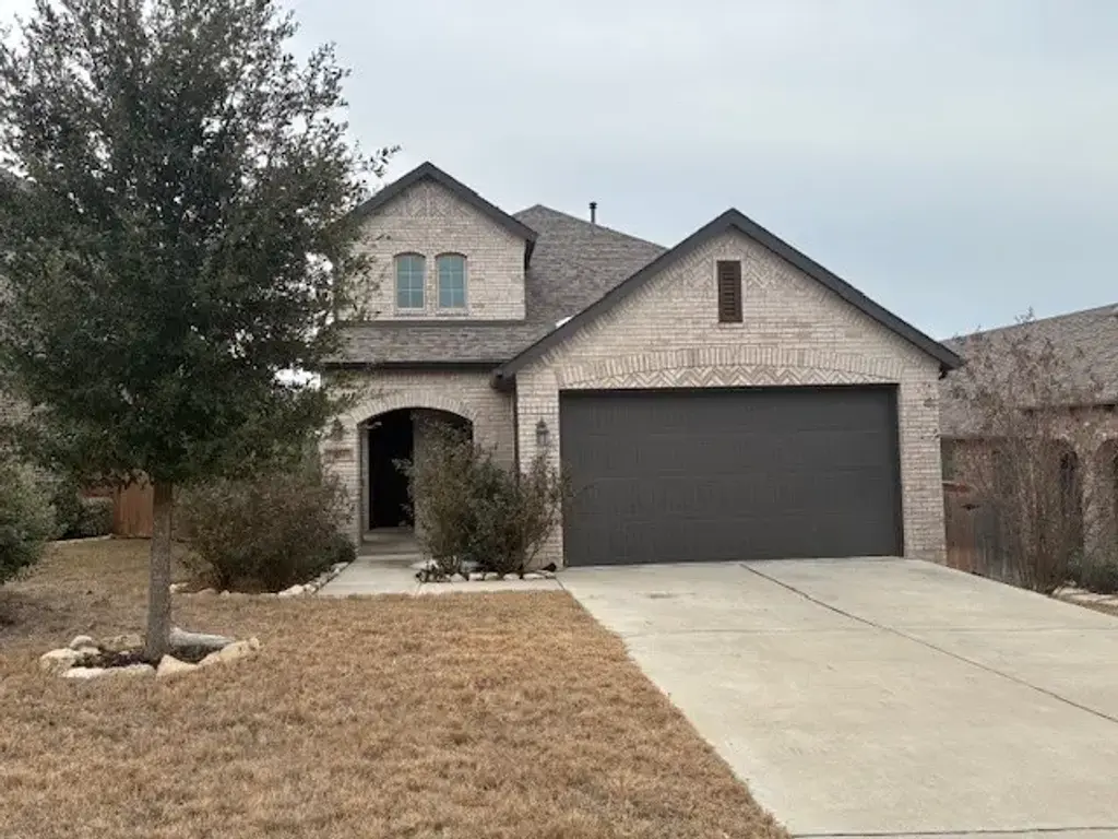 7513 Desert Needle Drive, Lago Vista