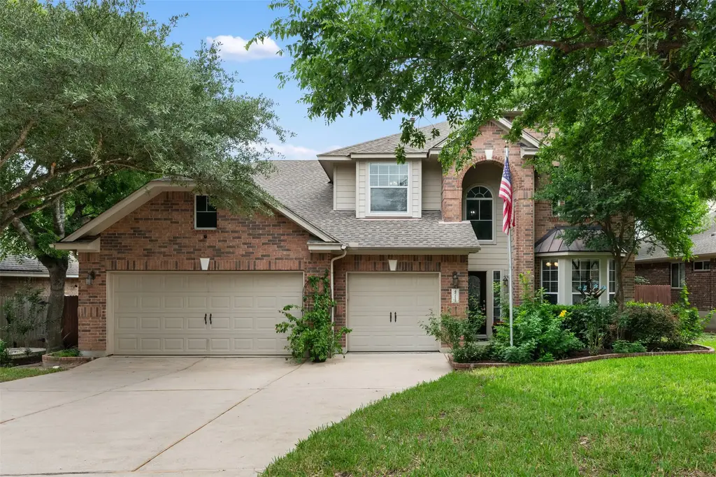 471 Crooked Creek, Buda