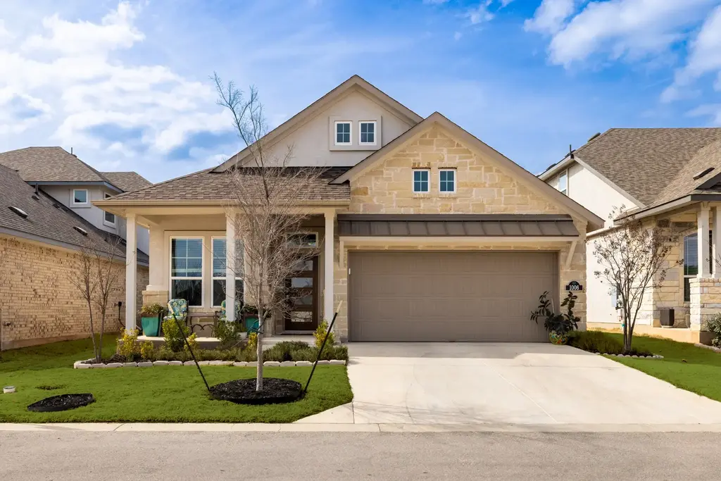 1006 Summer Glen, Georgetown