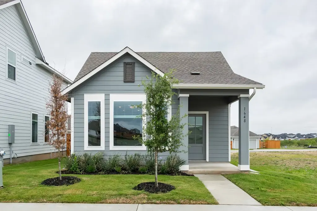 1648 Esplanade Parkway, San Marcos