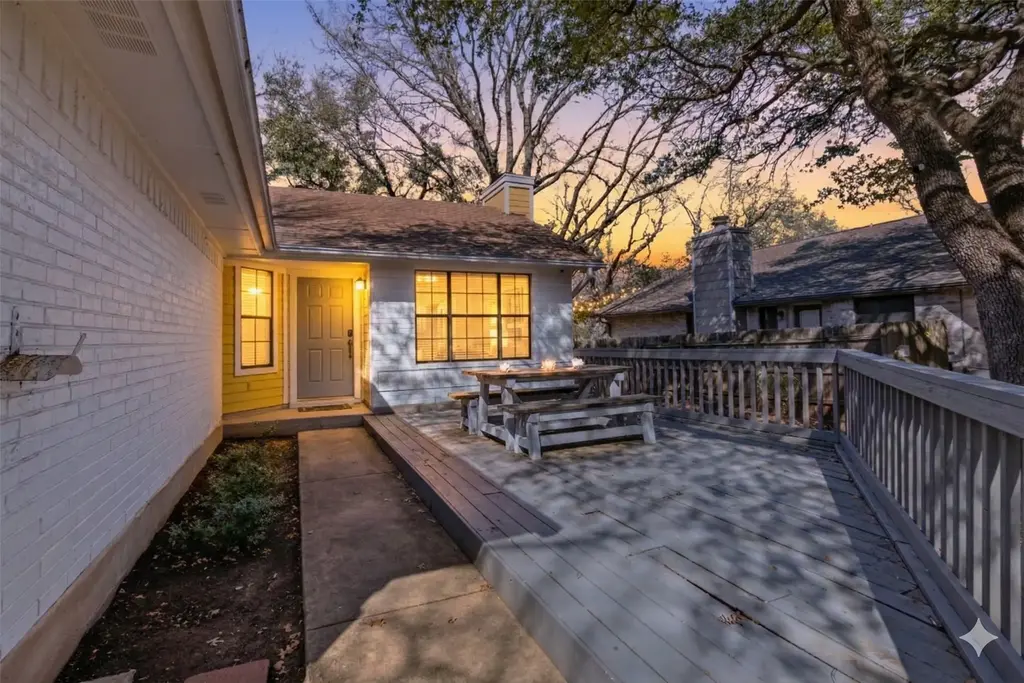13016 Moorcroft Lane, Austin