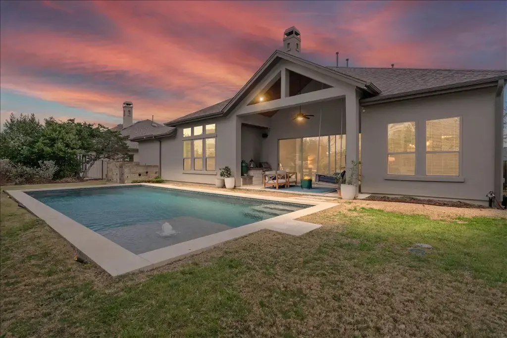 807 Serene Estates Drive, Austin