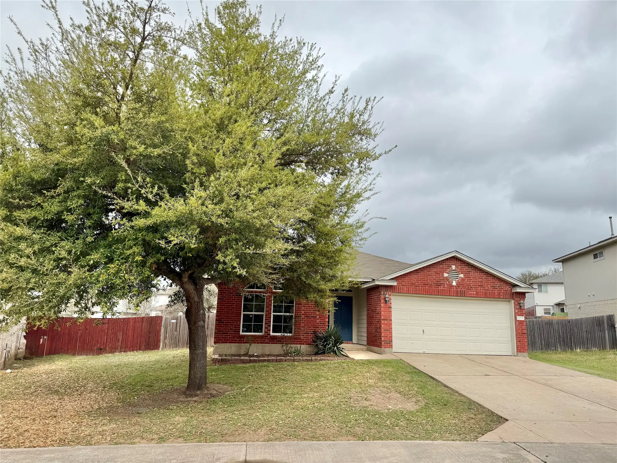 Photo of Listing #3328274