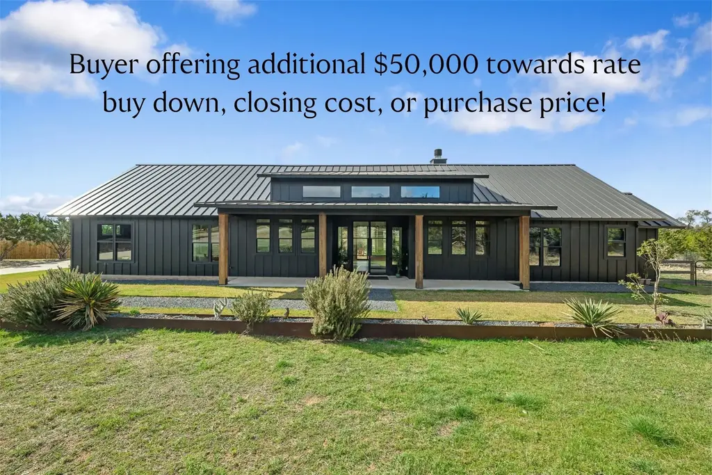 107 W Lakeshore Drive, Dripping Springs