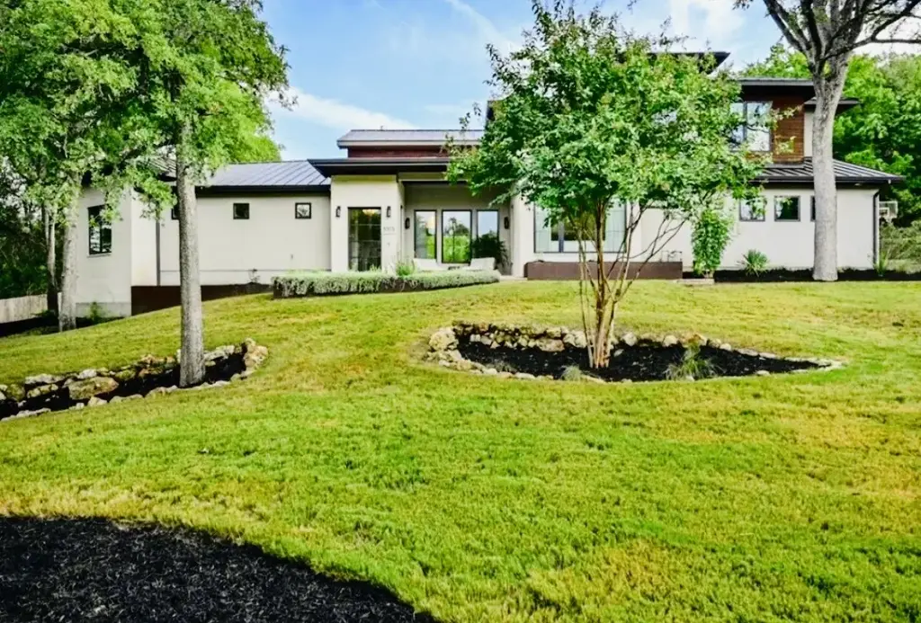 5103 Rollingwood Drive, Rollingwood