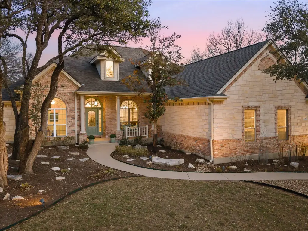 109 Roberts Circle, Georgetown
