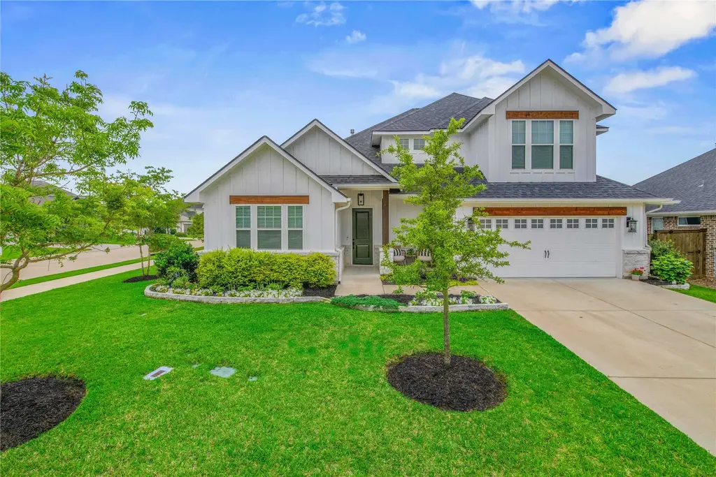 N/A, College Station