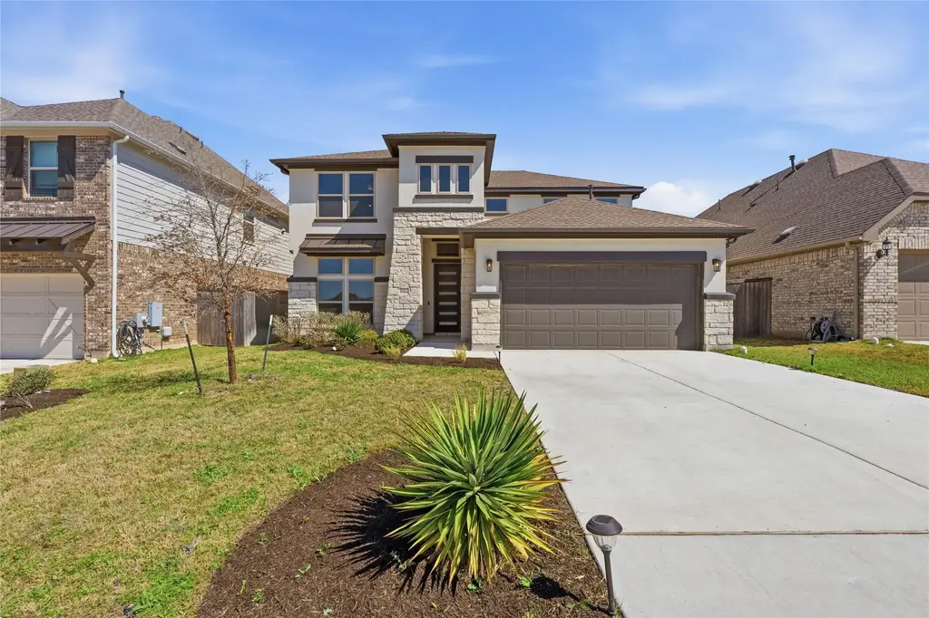 18104 Clairess Lane, Manor
