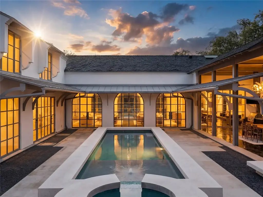 2600 Tanglewood Trail, Austin