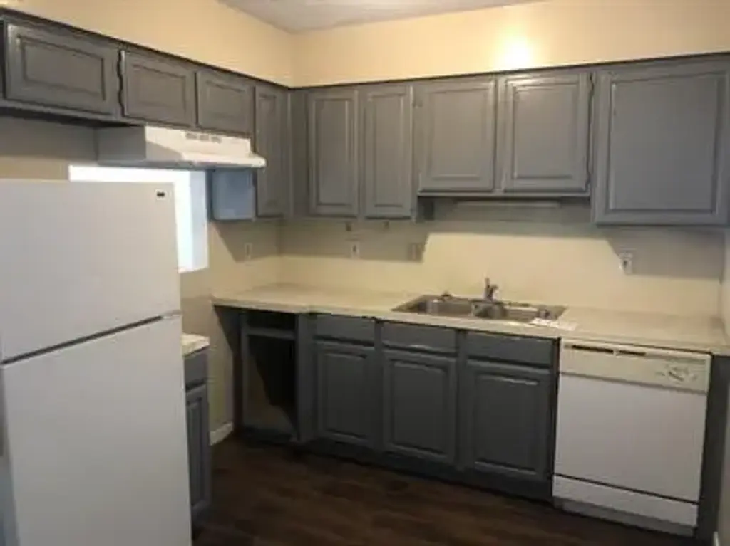 139 Elm Drive 203, Lockhart