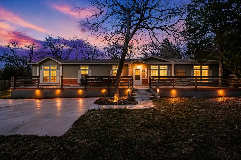 186 La Selva Drive, Elgin