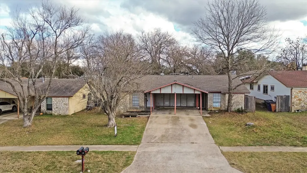 6305 Emerald Forest Drive, Austin