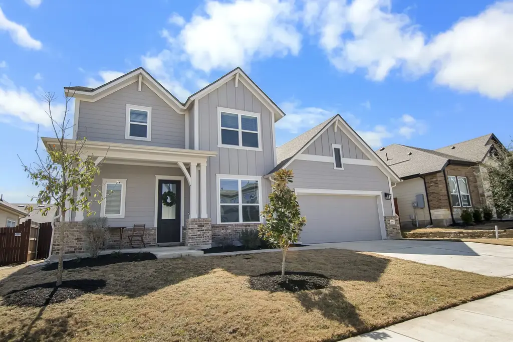 166 Twistleaf Drive, Buda