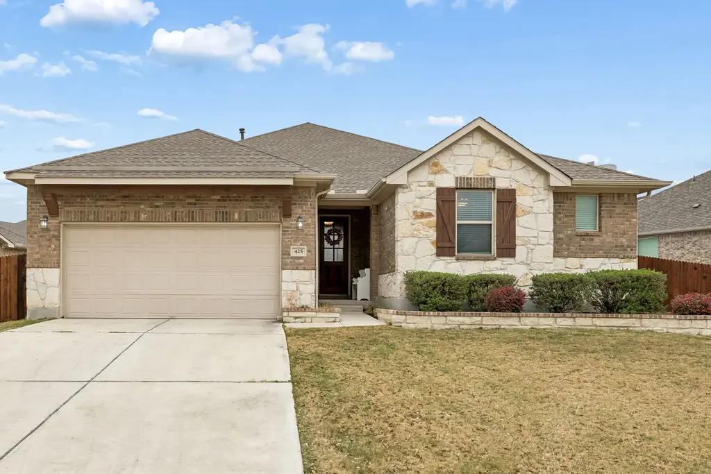 425 Windom Way, Georgetown