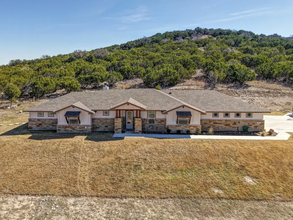 2807 Grimes Crossing Road, Copperas Cove