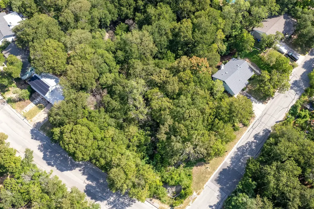 7005 Geneva Drive, Austin