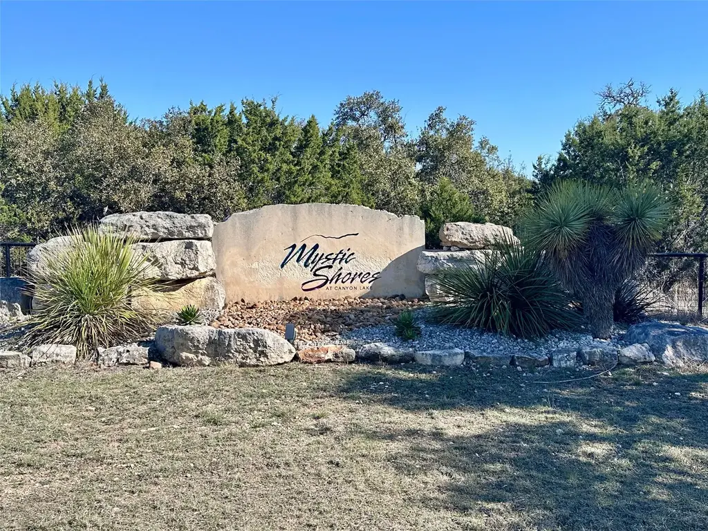 1108 Sunrise Place, Spring Branch