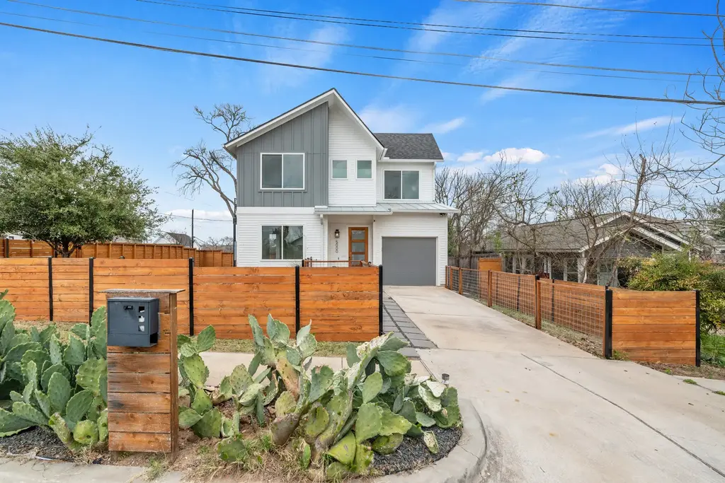 5000 Baker Street, Austin