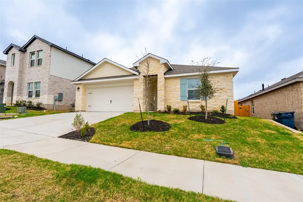 537 Osprey Drive, Leander