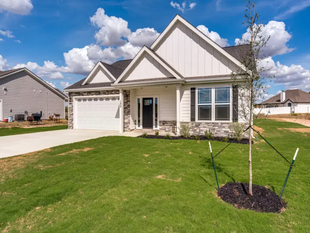 132 Turnberry Drive, La Vernia