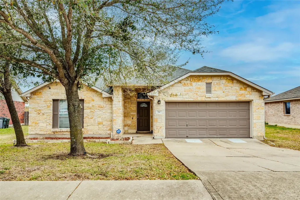 740 Dark Horse Lane, Buda