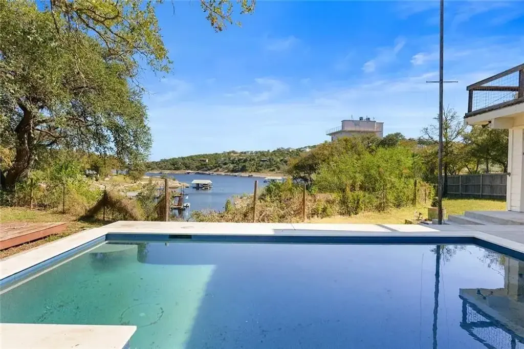 20204 Barnett Glenn Road, Spicewood