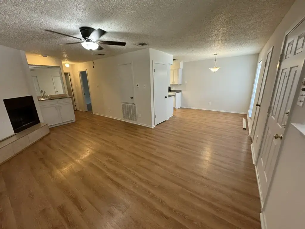 7000 Oak Meadow Circle Unit A, Austin