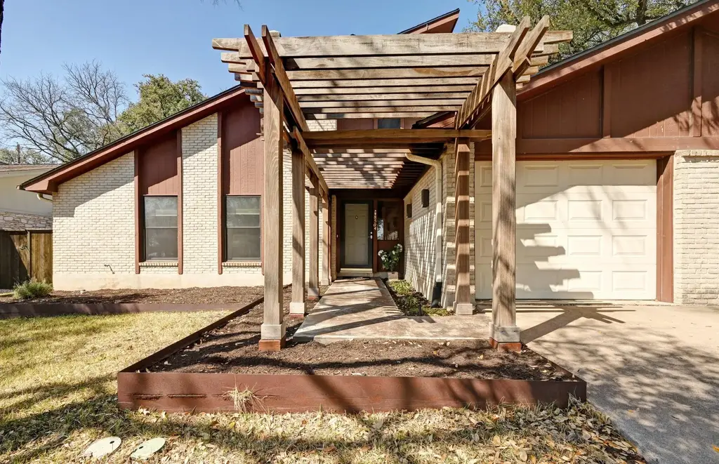 8504 Tallwood Drive, Austin