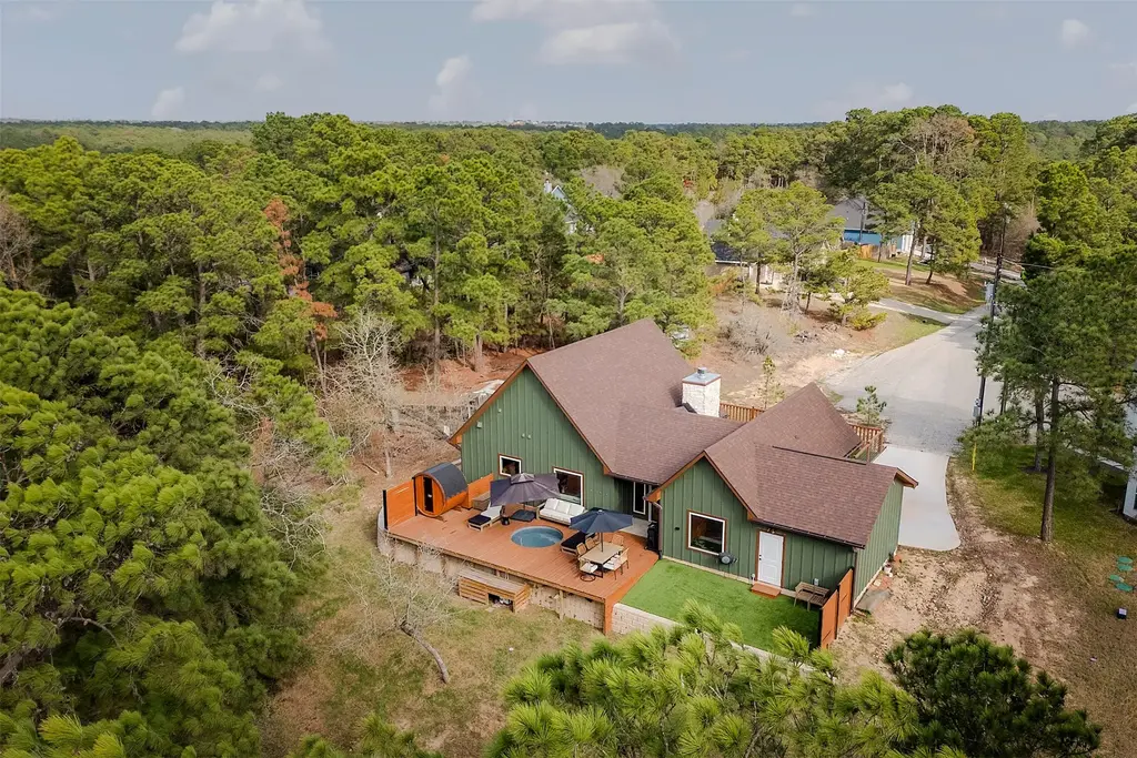 122 Mokolii Court, Bastrop