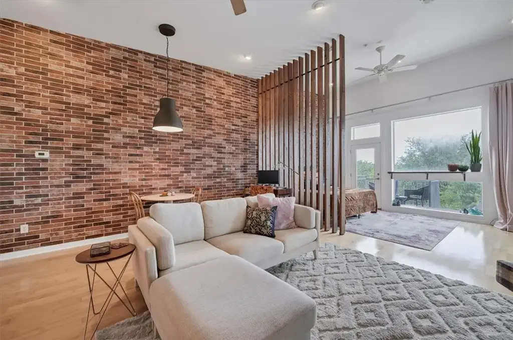 2931 E 12th Street 306, Austin