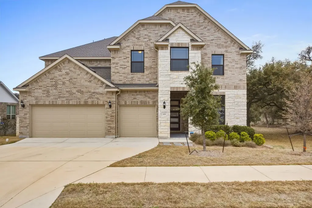 208 Tovas Secret Cove, Georgetown