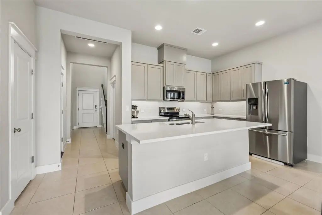 13001 Hymeadow Drive 38, Austin
