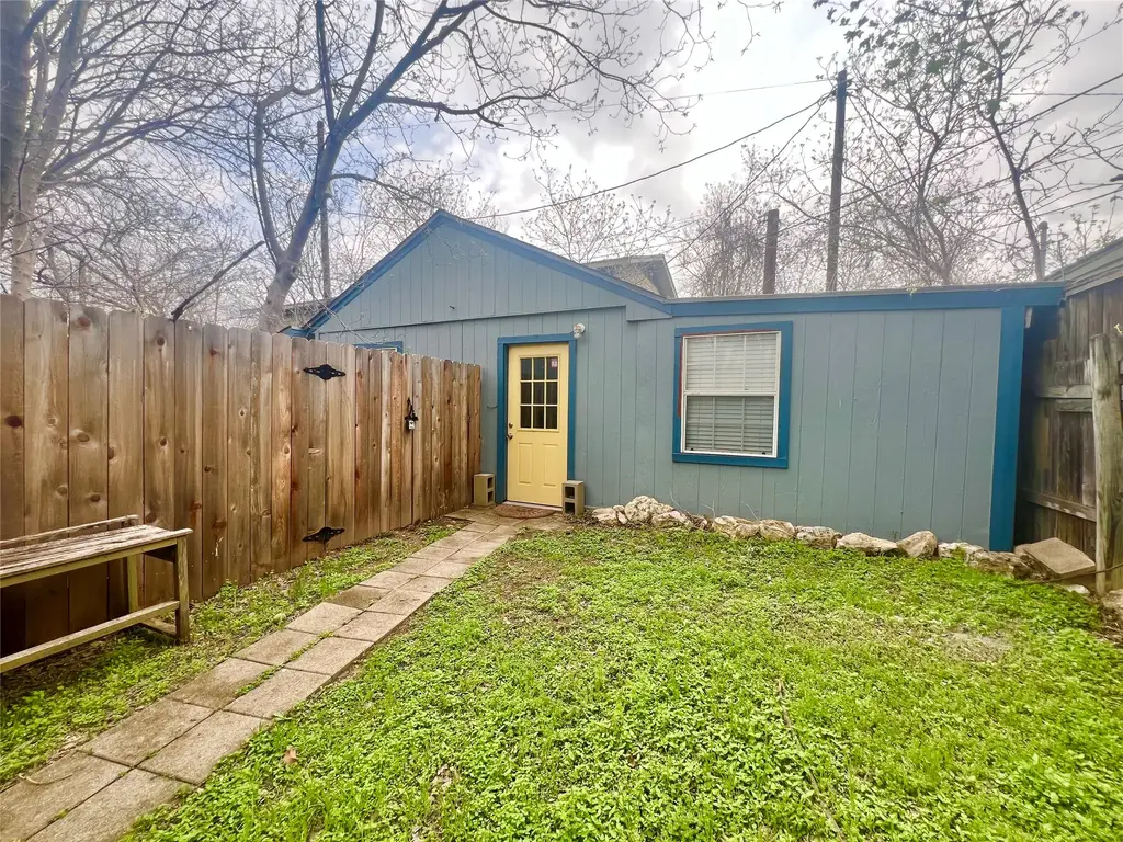 1036 E 43rd Street B, Austin