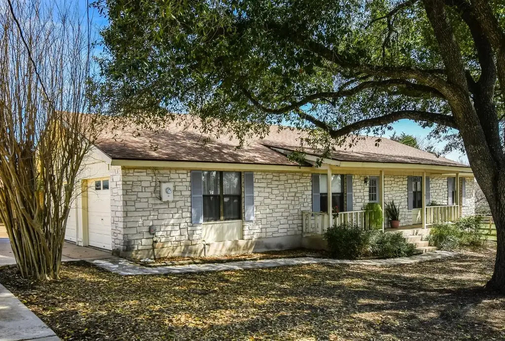 1603 Pin Oak Lane, Round Rock