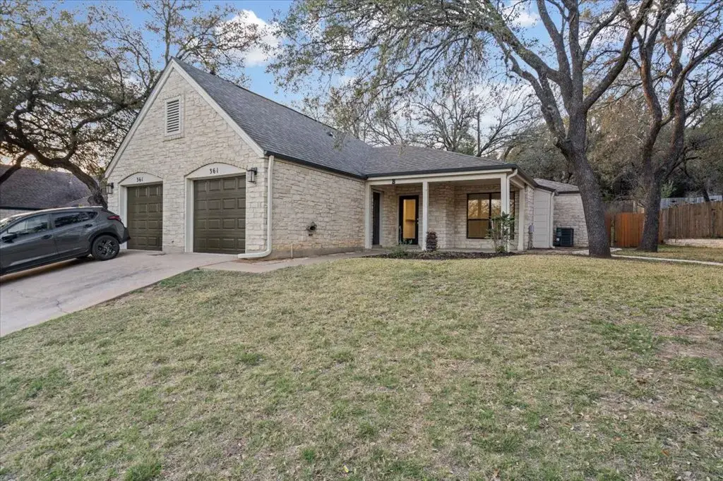 361 Fantail Loop B, Austin