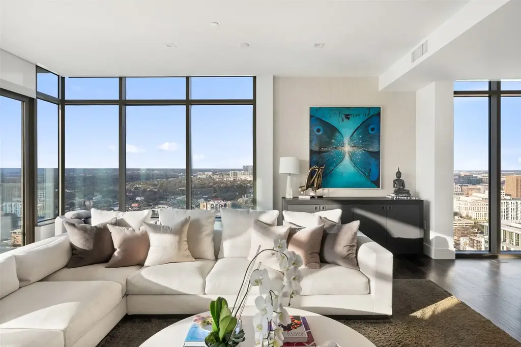 501 West Avenue 3304, Austin