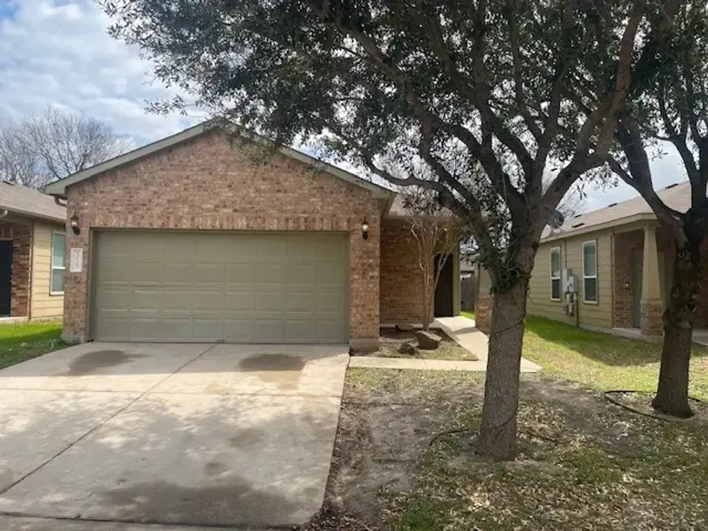 5725 Knoll Pines Pass, Austin
