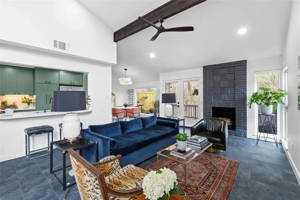 2528 Stoutwood Circle, Austin