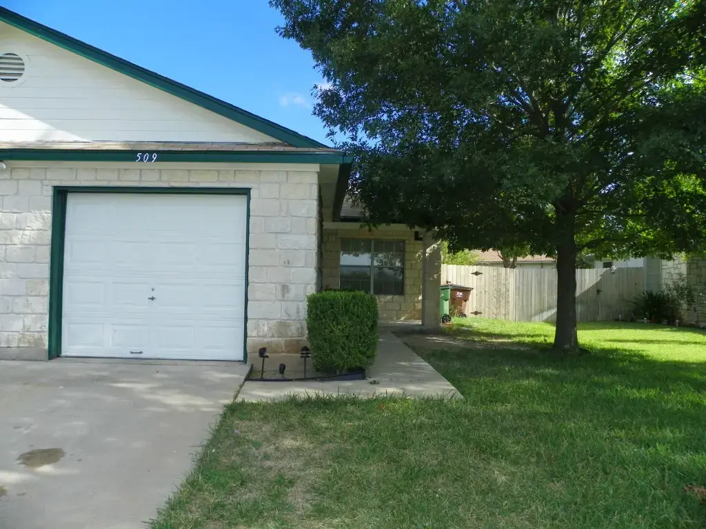 509 Texas Avenue, Round Rock