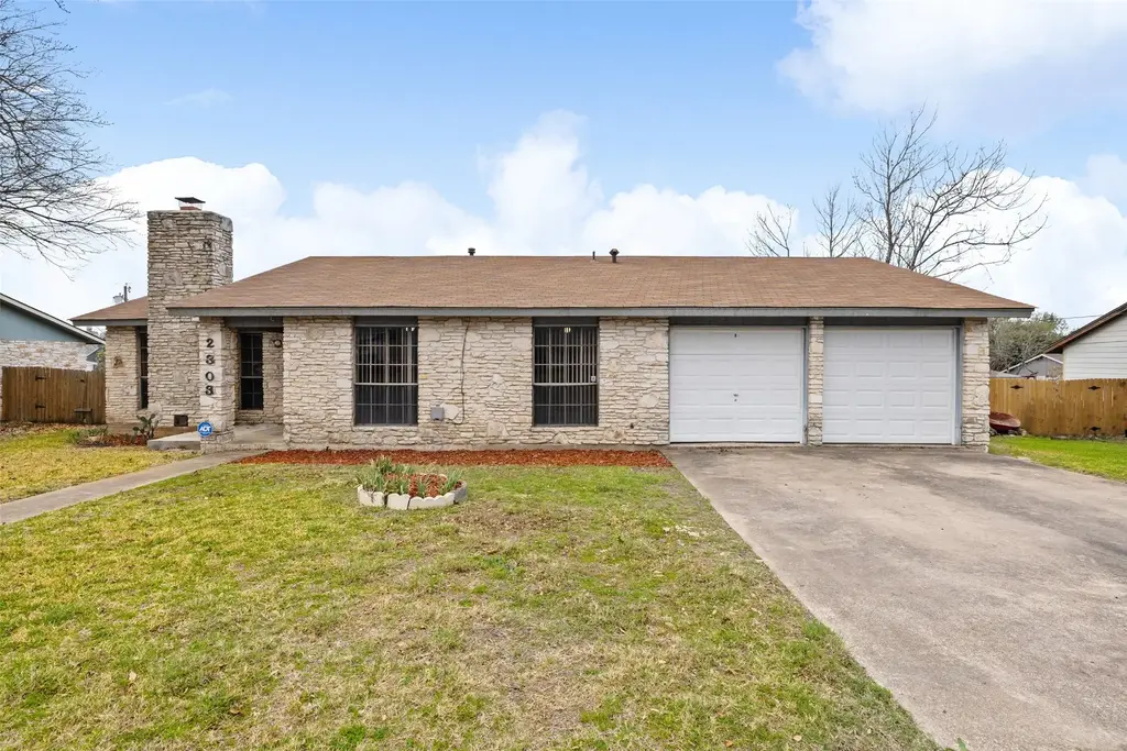 2303 Carolyn Drive, Taylor