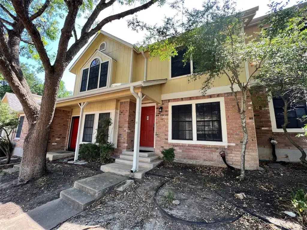 11901 Swearingen Drive 32, Austin